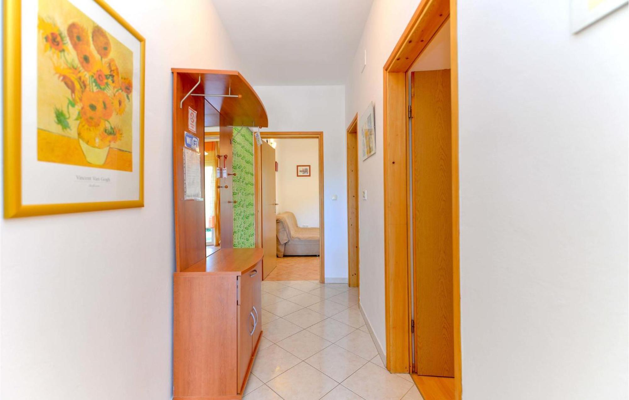 1 Bedroom Nice Apartment In Zadar Luaran gambar