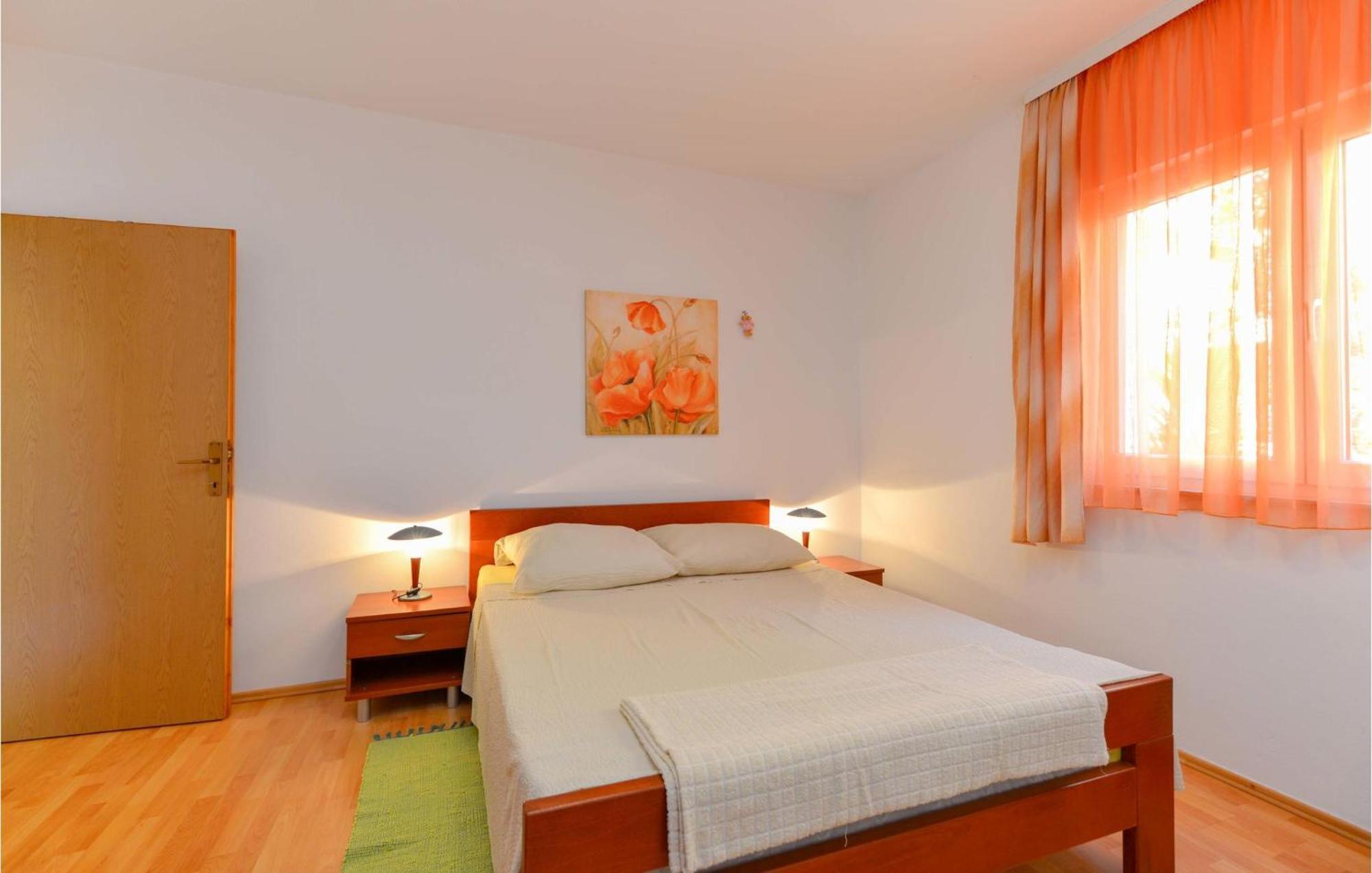 1 Bedroom Nice Apartment In Zadar Luaran gambar